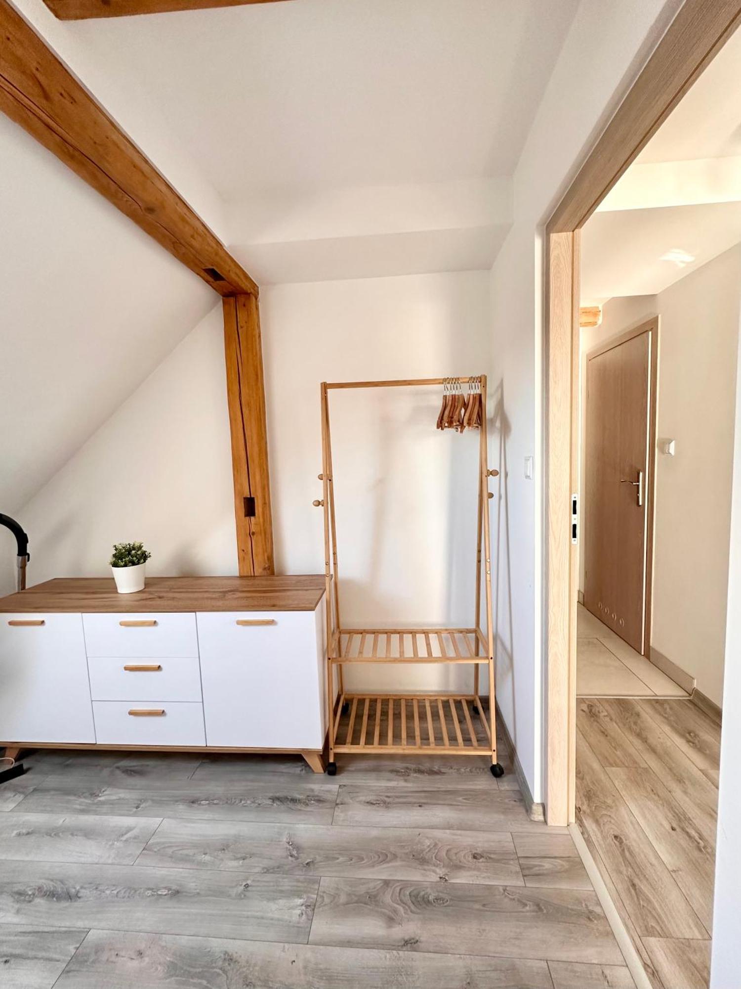 Klimatyczny apartament nr 8 z widokiem na góry Sowie Bielawa  Zewnętrze zdjęcie